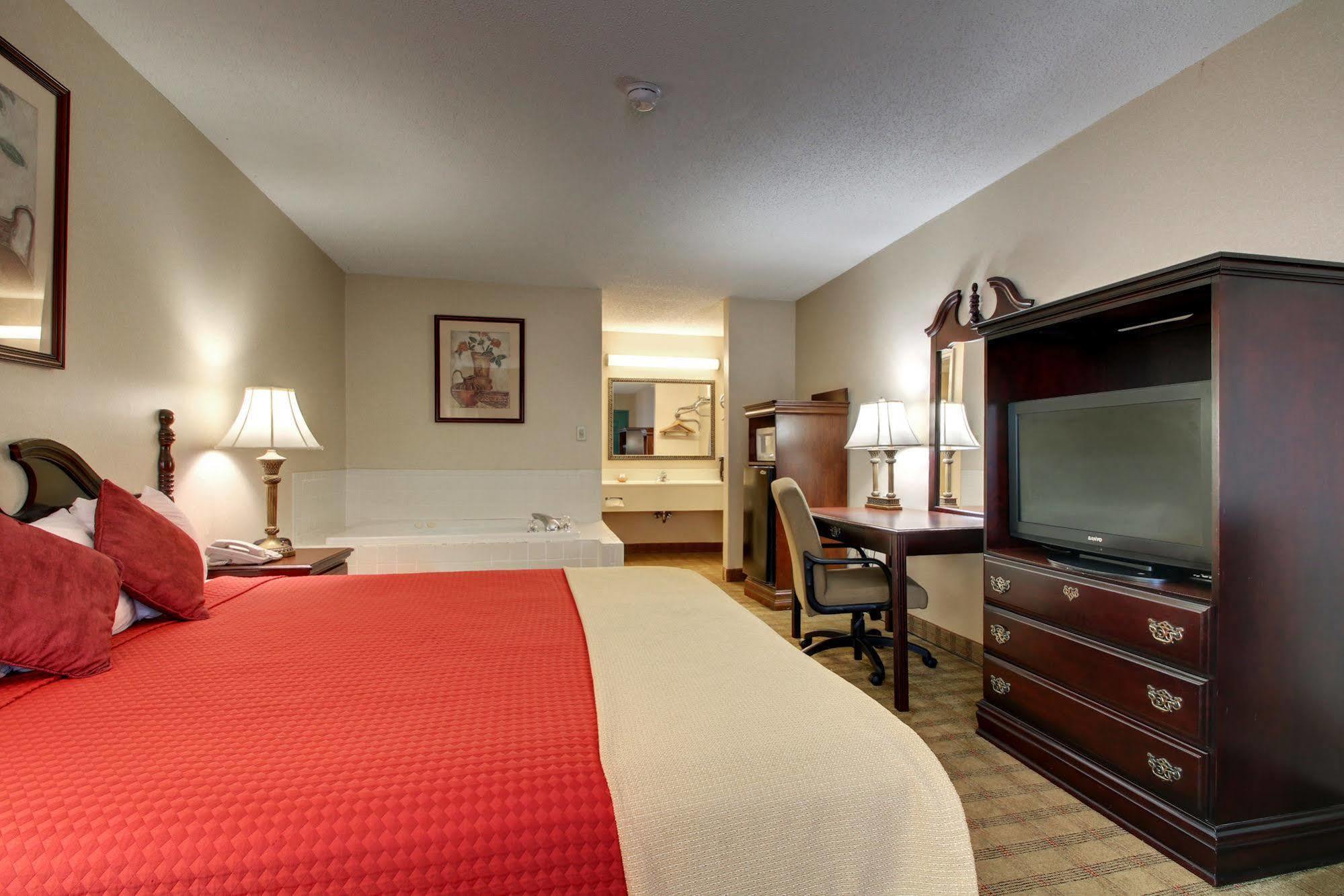 Key West Inn - Roanoke Экстерьер фото