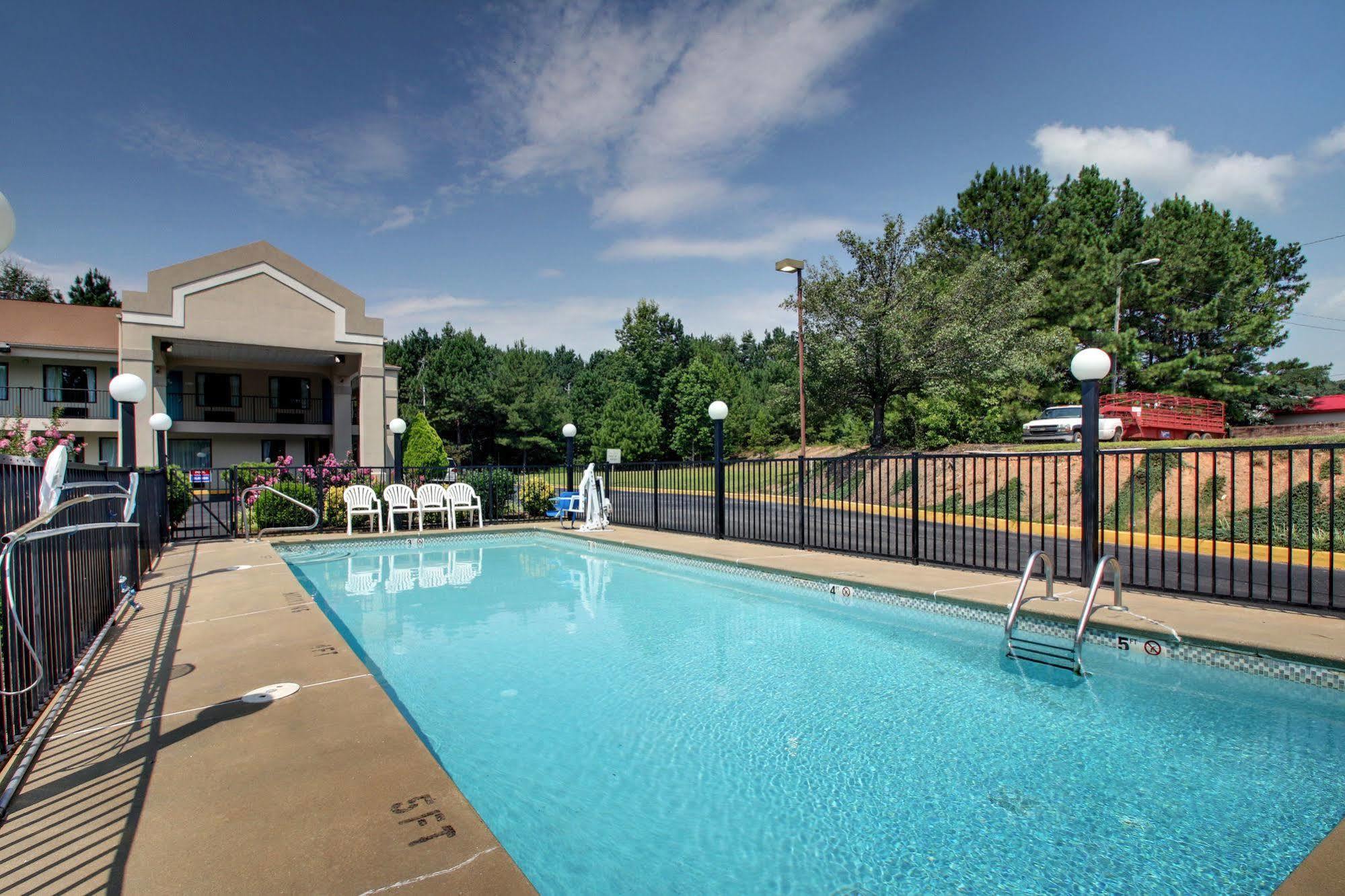 Key West Inn - Roanoke Экстерьер фото